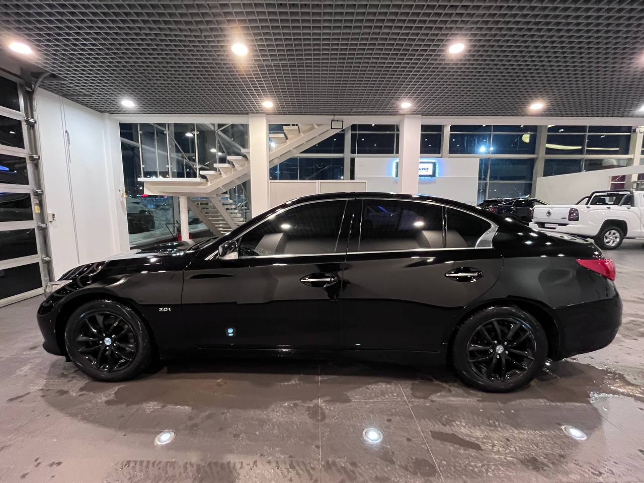 INFINITI Q50