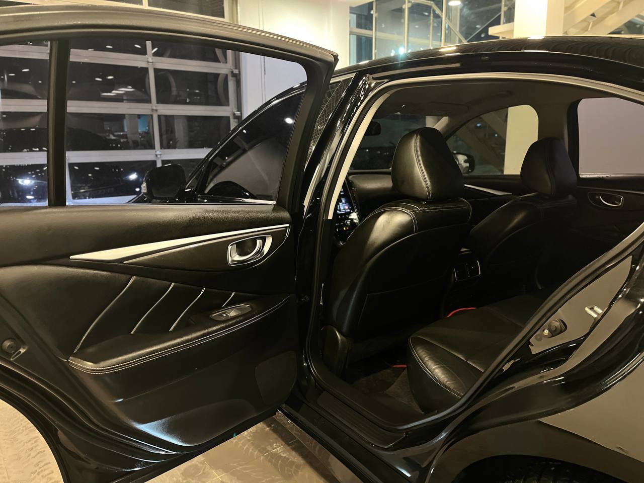 INFINITI Q50