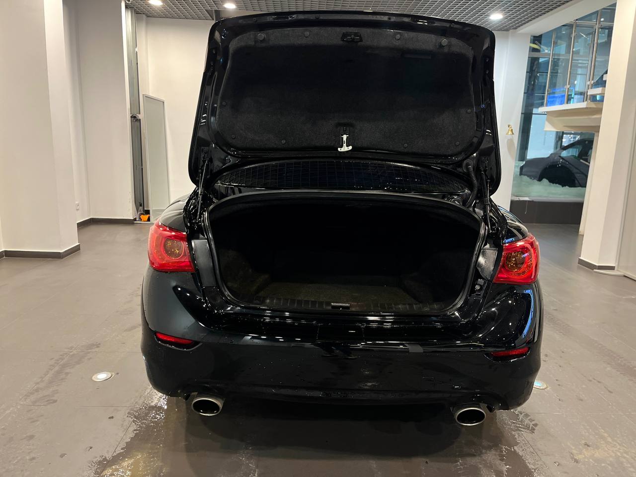 INFINITI Q50