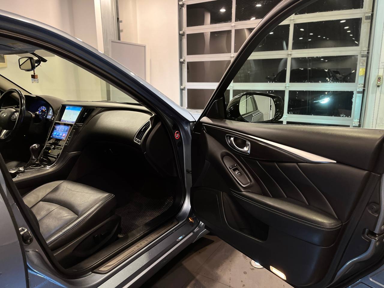 INFINITI Q50