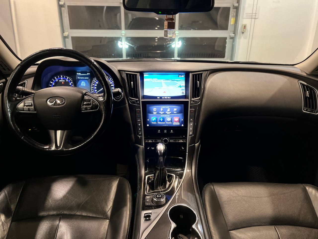 INFINITI Q50
