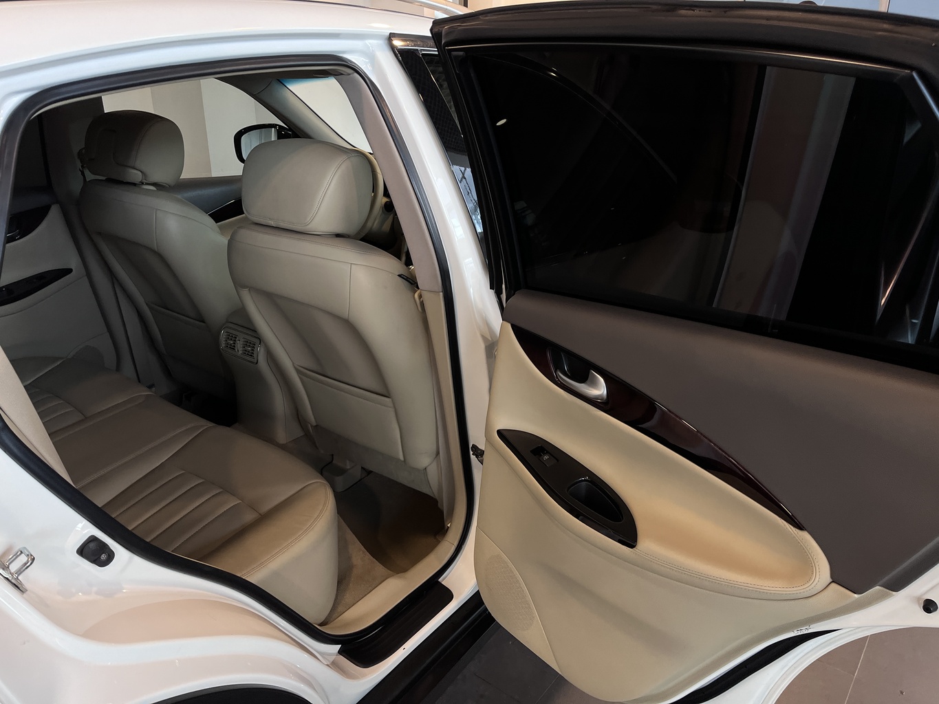 INFINITI QX50