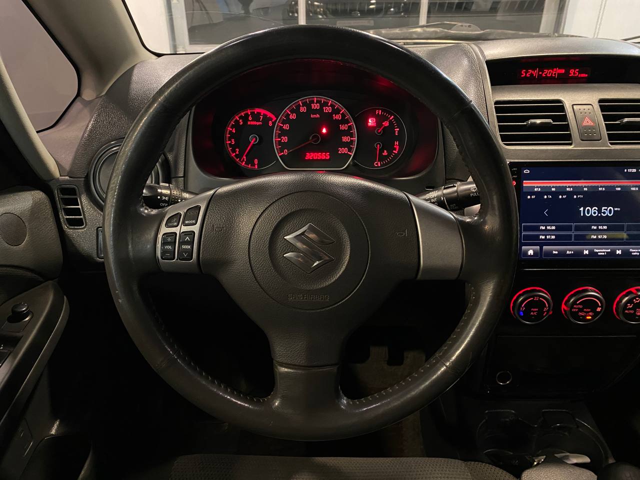 SUZUKI SX4