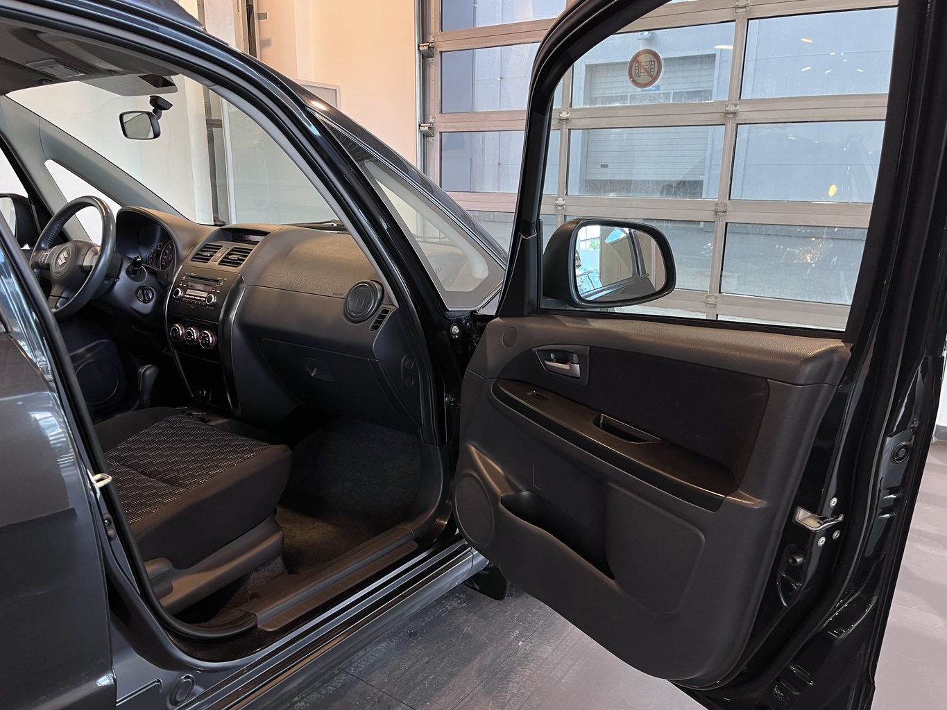 SUZUKI SX4