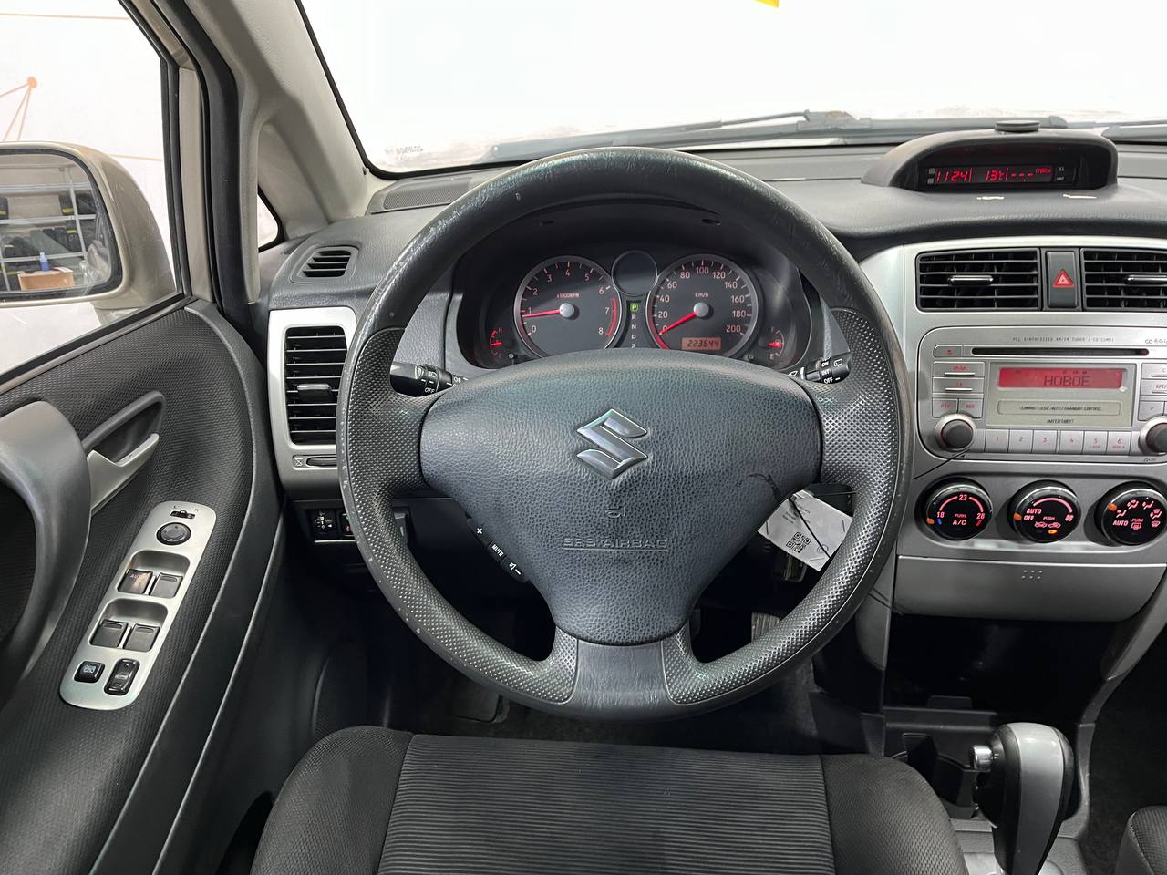 SUZUKI LIANA