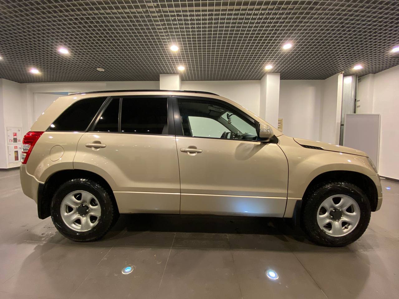 SUZUKI GRAND VITARA