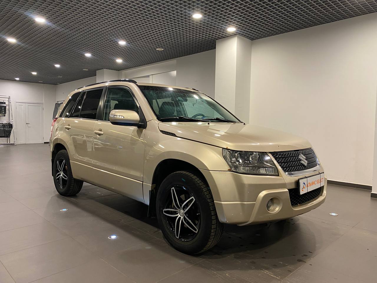 SUZUKI GRAND VITARA