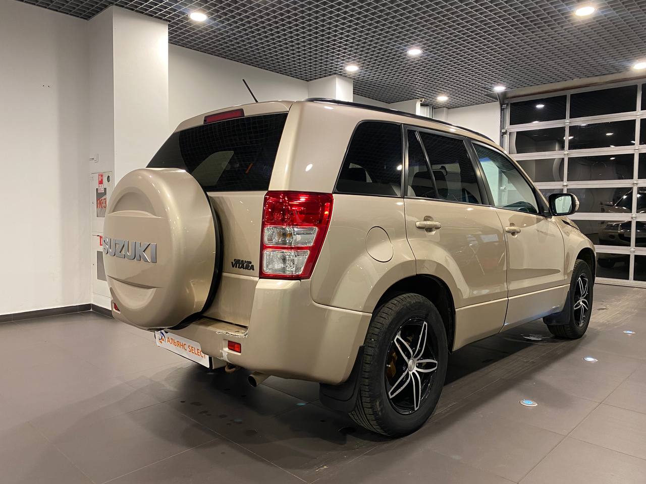 SUZUKI GRAND VITARA