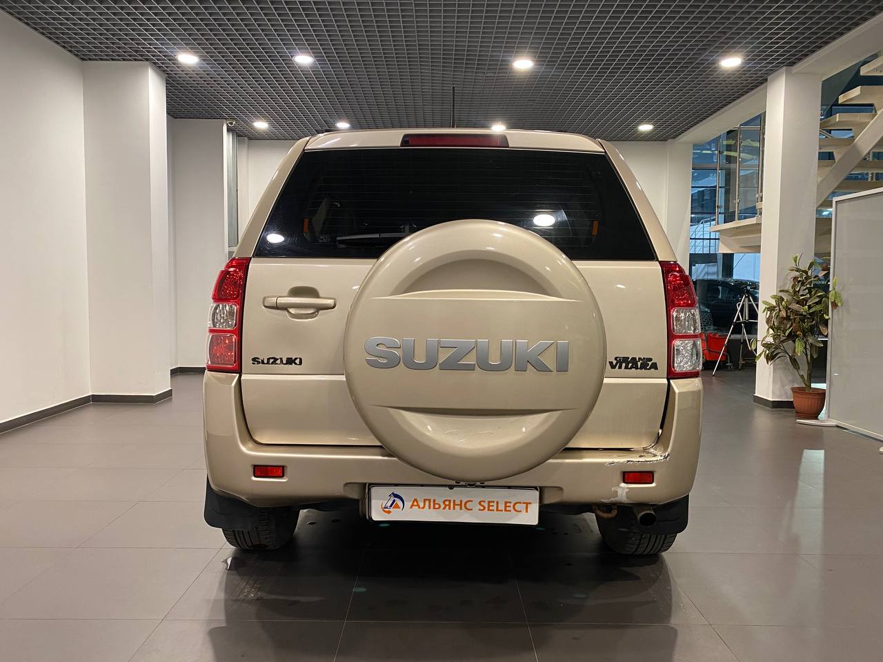 SUZUKI GRAND VITARA