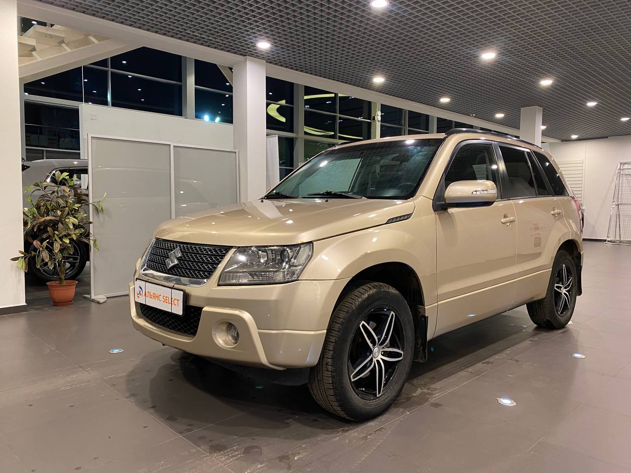 SUZUKI GRAND VITARA