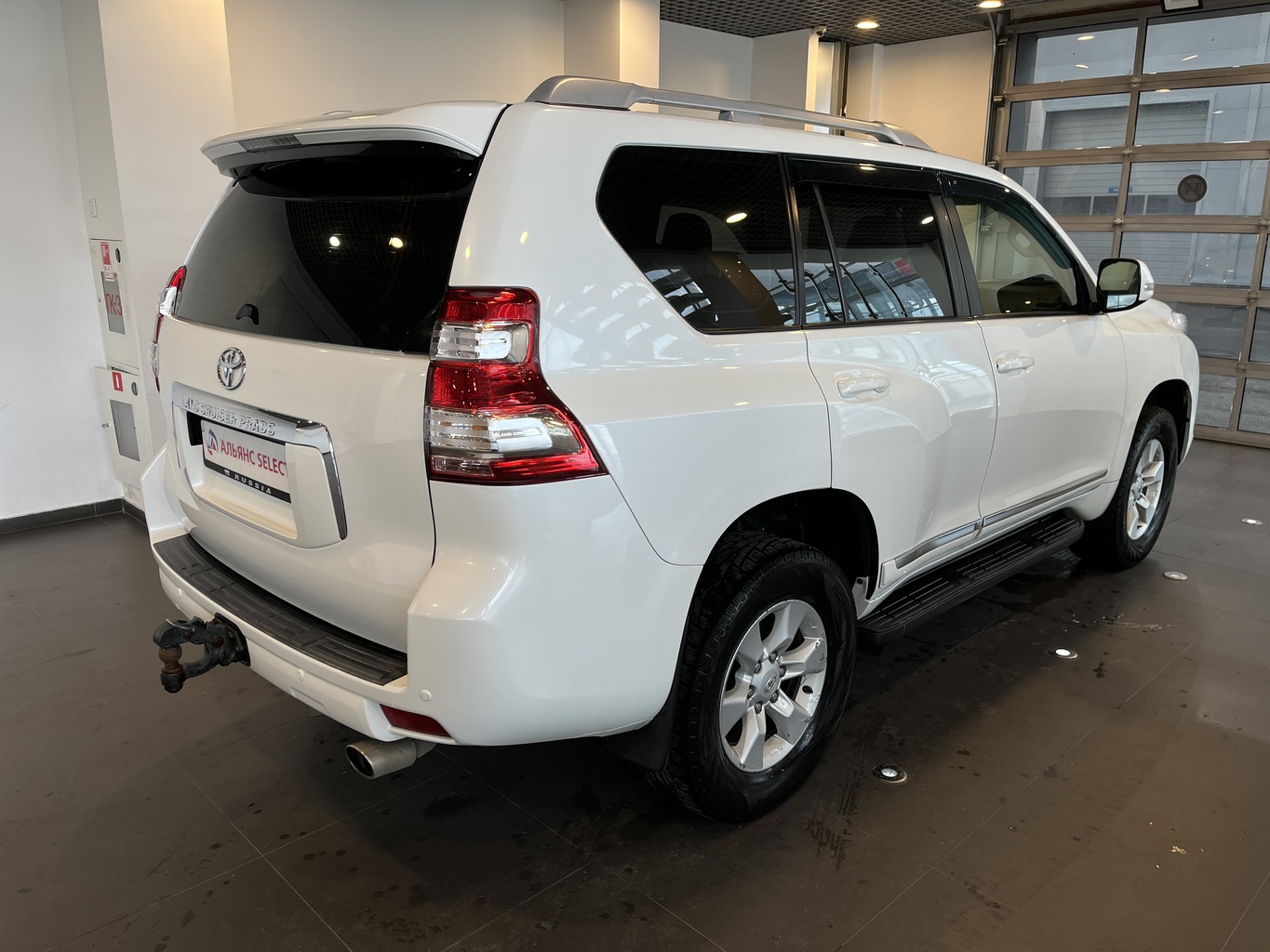 TOYOTA LAND CRUSER