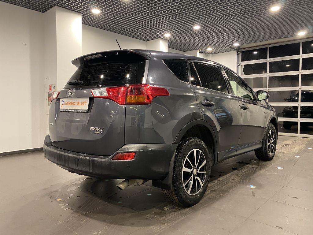 TOYOTA RAV 4