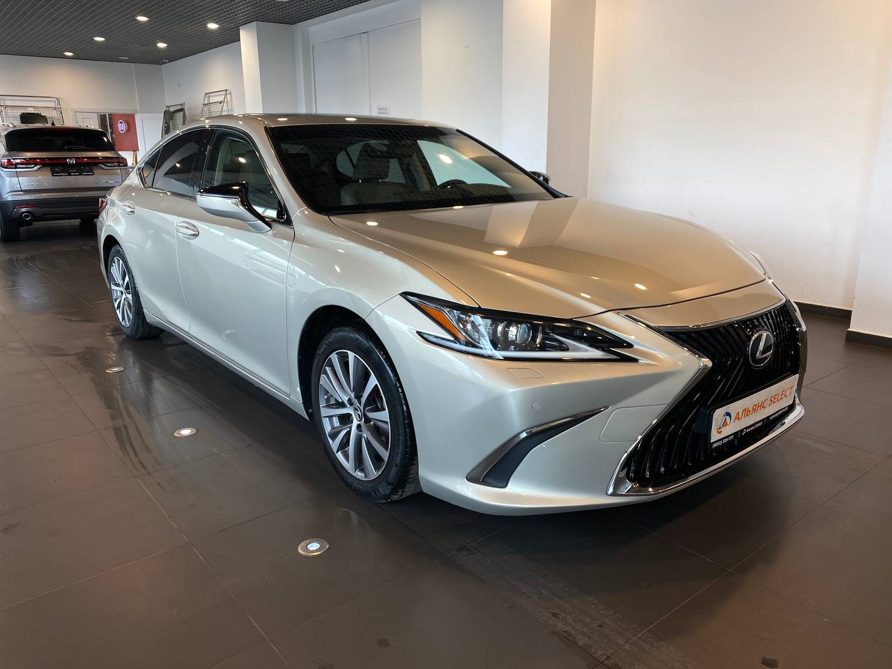 LEXUS ES 200
