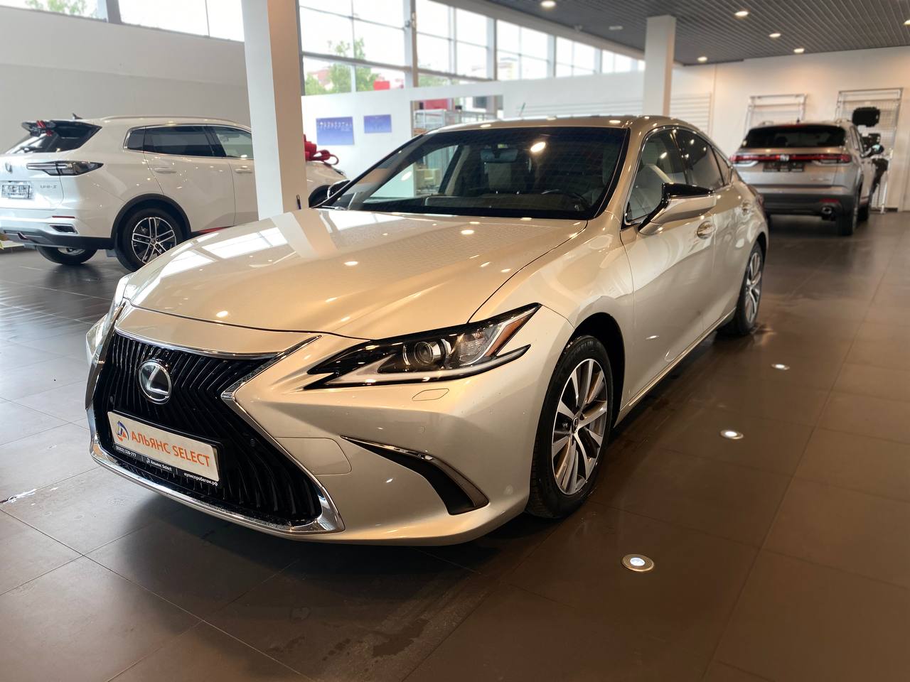 LEXUS ES 200