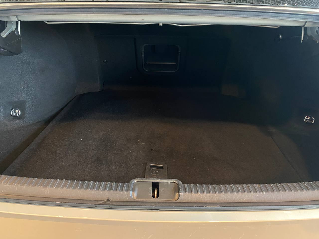 LEXUS ES 200