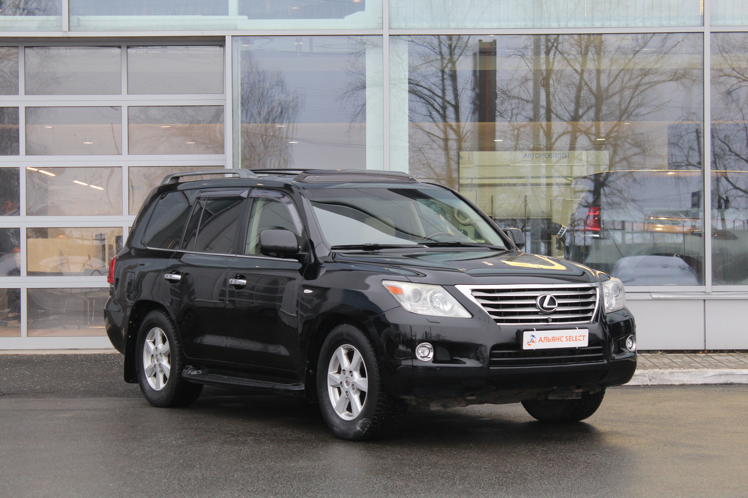 LEXUS LX 570