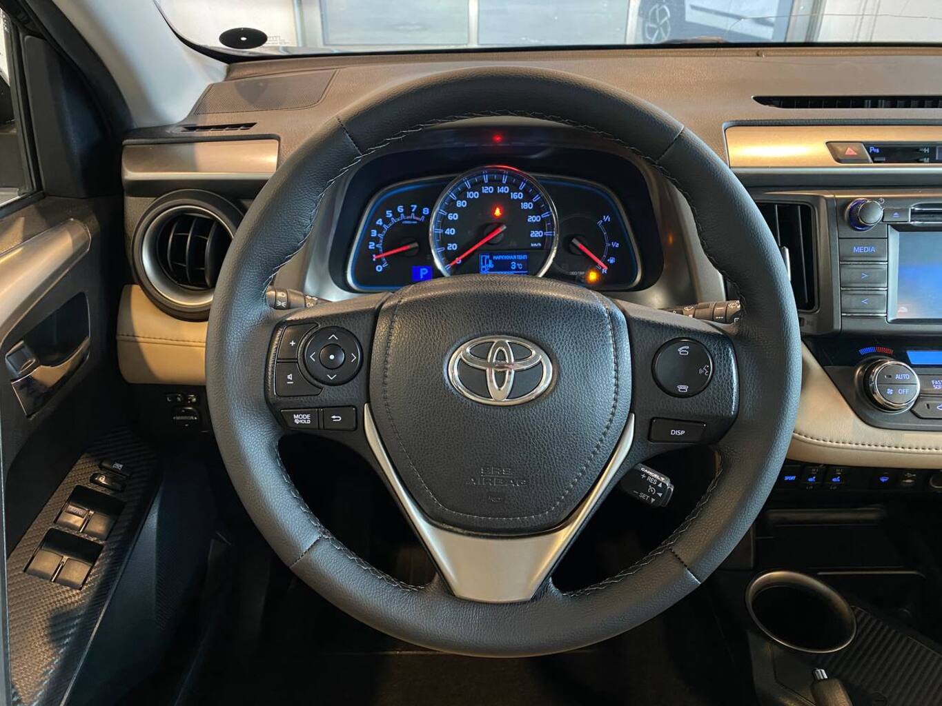 TOYOTA RAV4