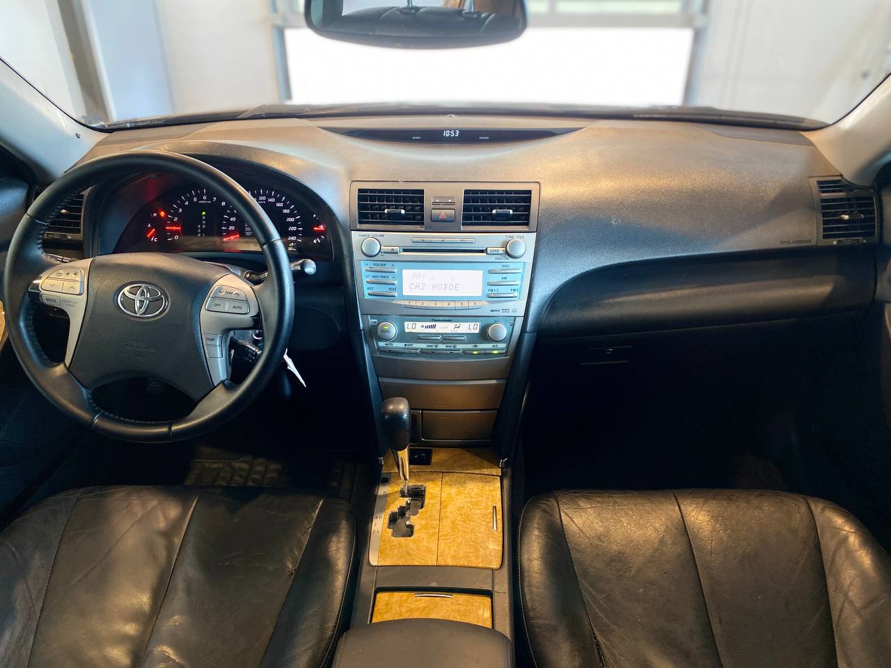 TOYOTA CAMRY
