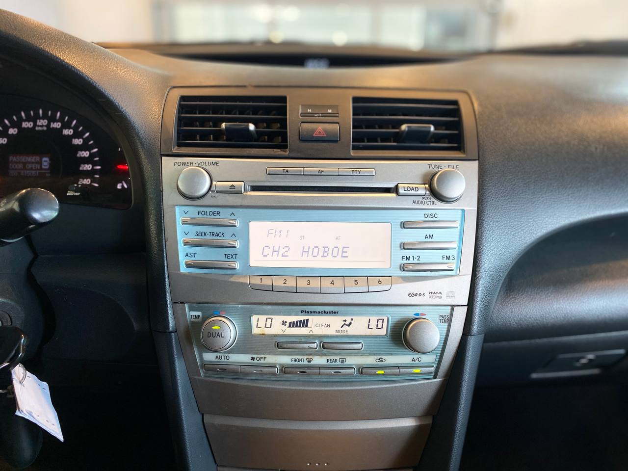 TOYOTA CAMRY
