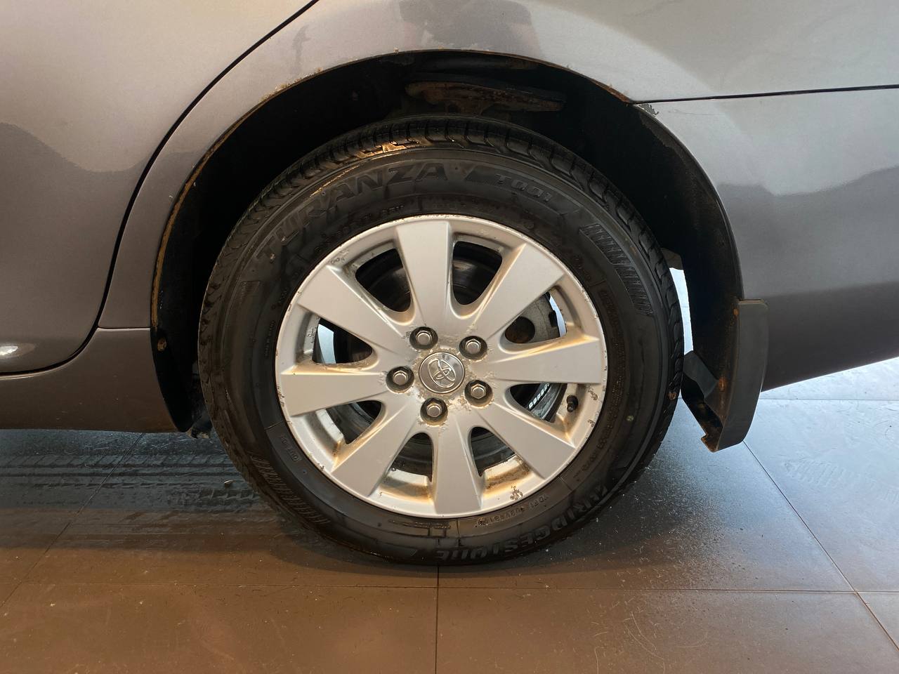 TOYOTA CAMRY