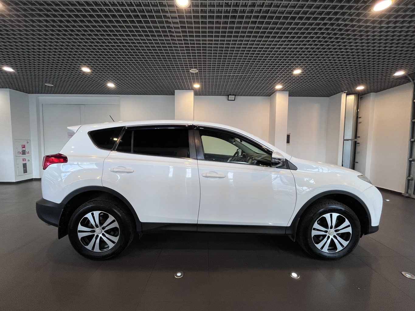 TOYOTA RAV4