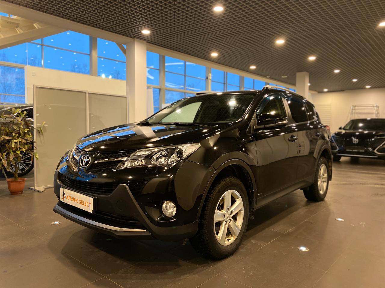 TOYOTA RAV 4