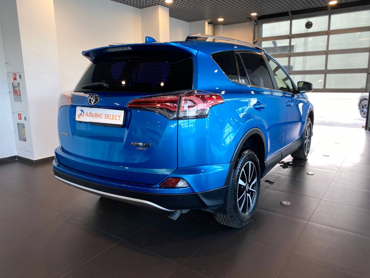 TOYOTA RAV4