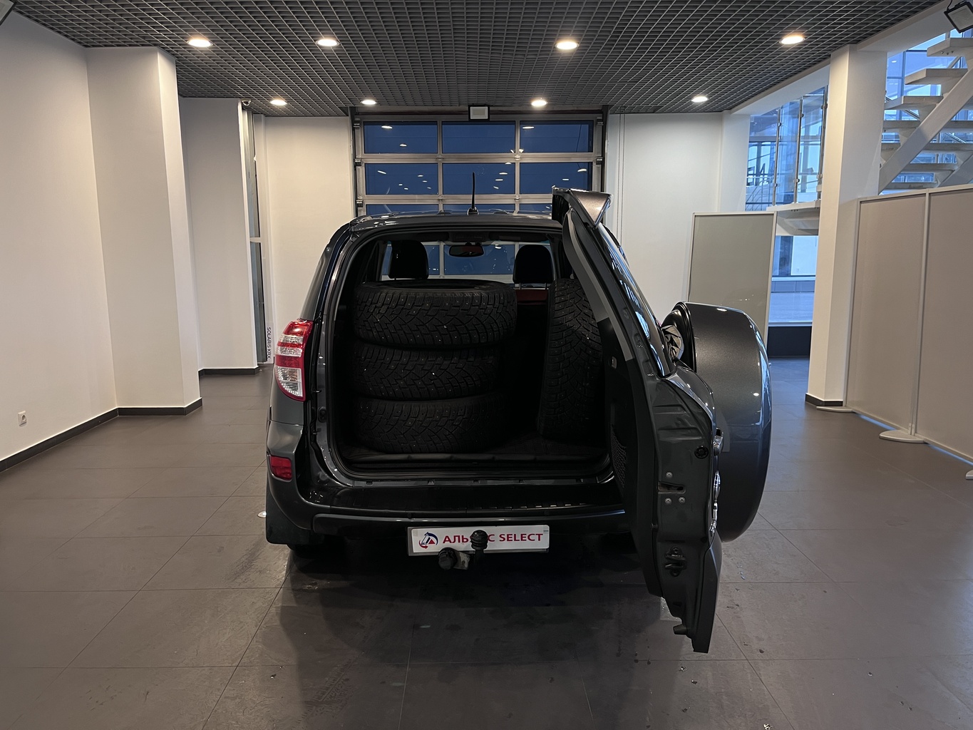 TOYOTA RAV4