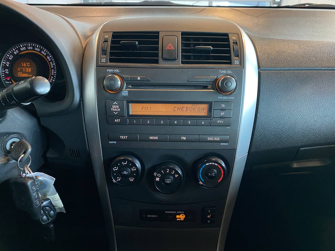TOYOTA COROLLA