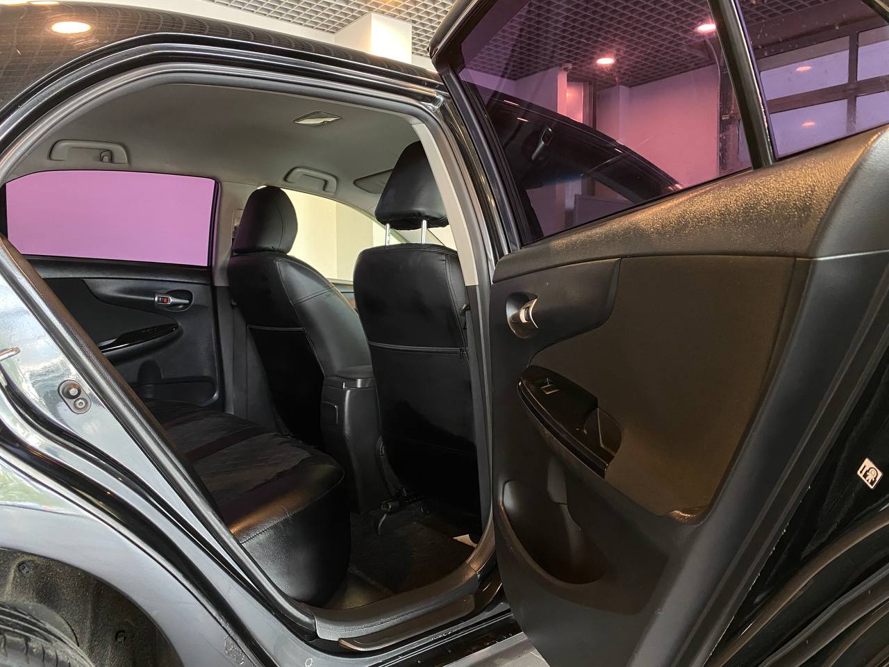 TOYOTA COROLLA
