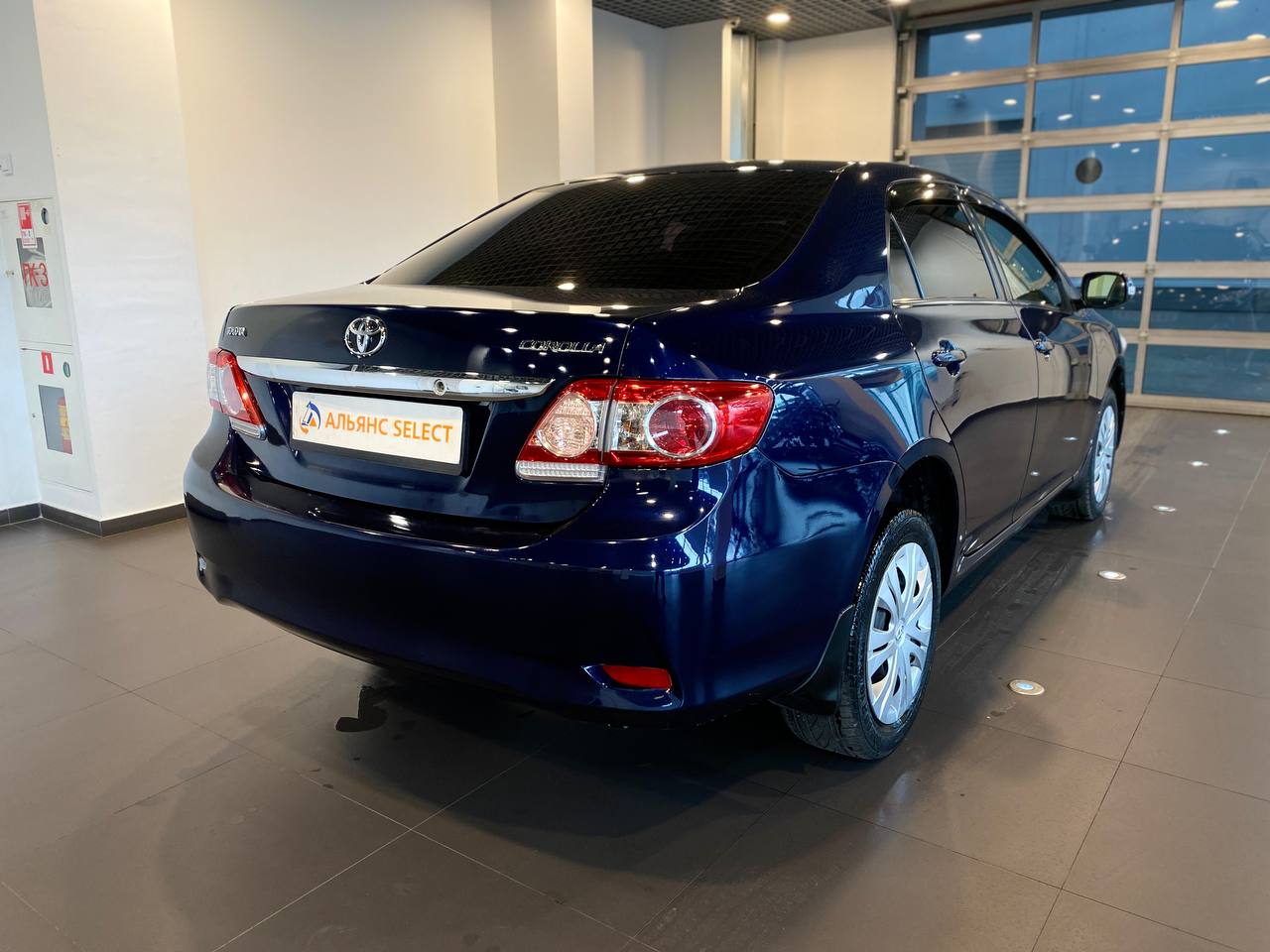 TOYOTA COROLLA