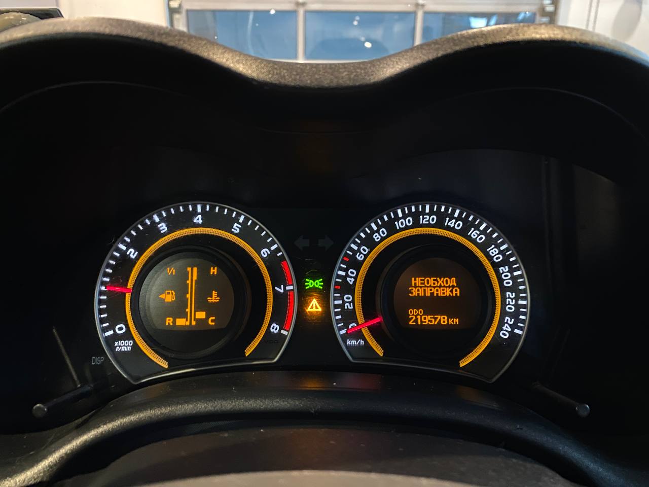 TOYOTA COROLLA