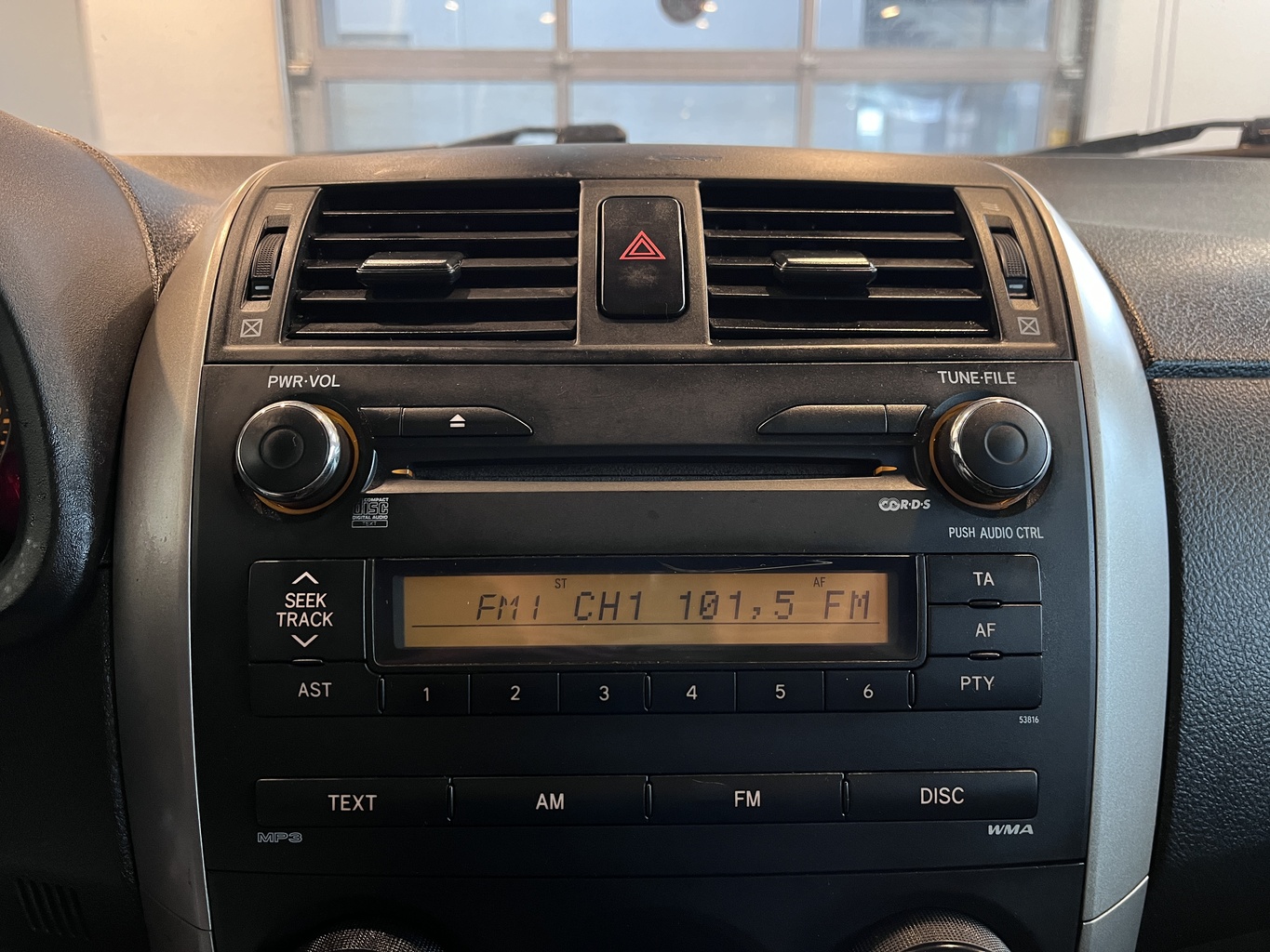 TOYOTA COROLLA