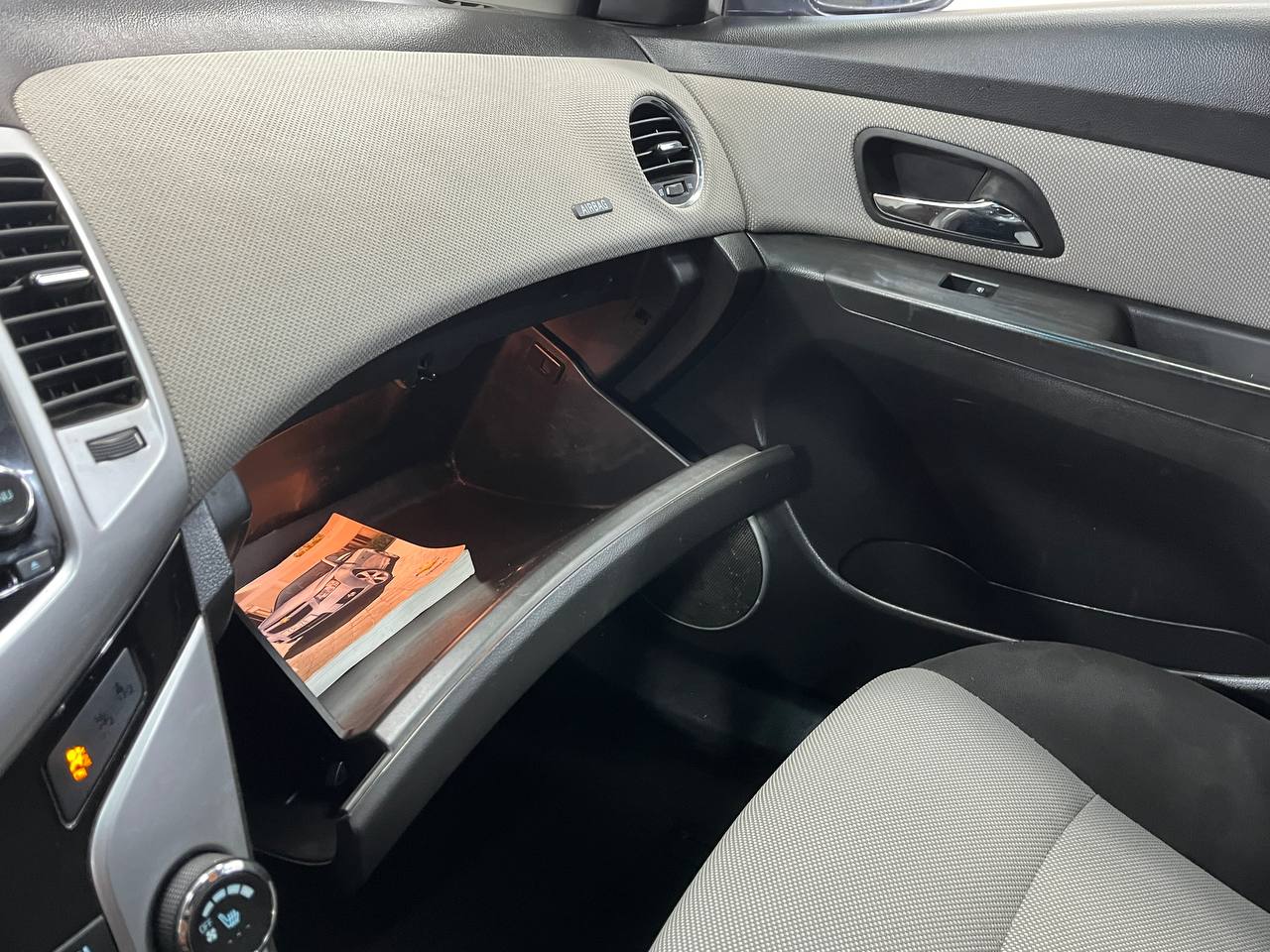 CHEVROLET CRUZE