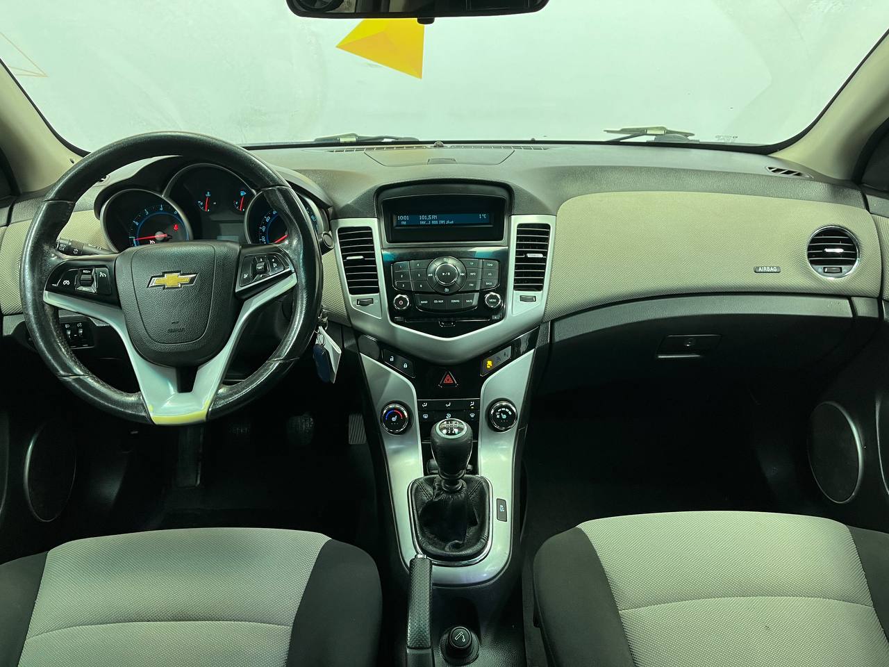 CHEVROLET CRUZE