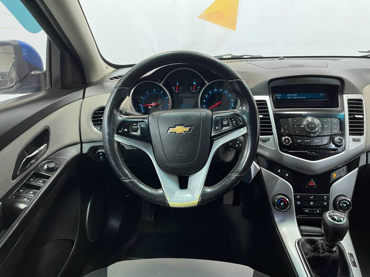 CHEVROLET CRUZE