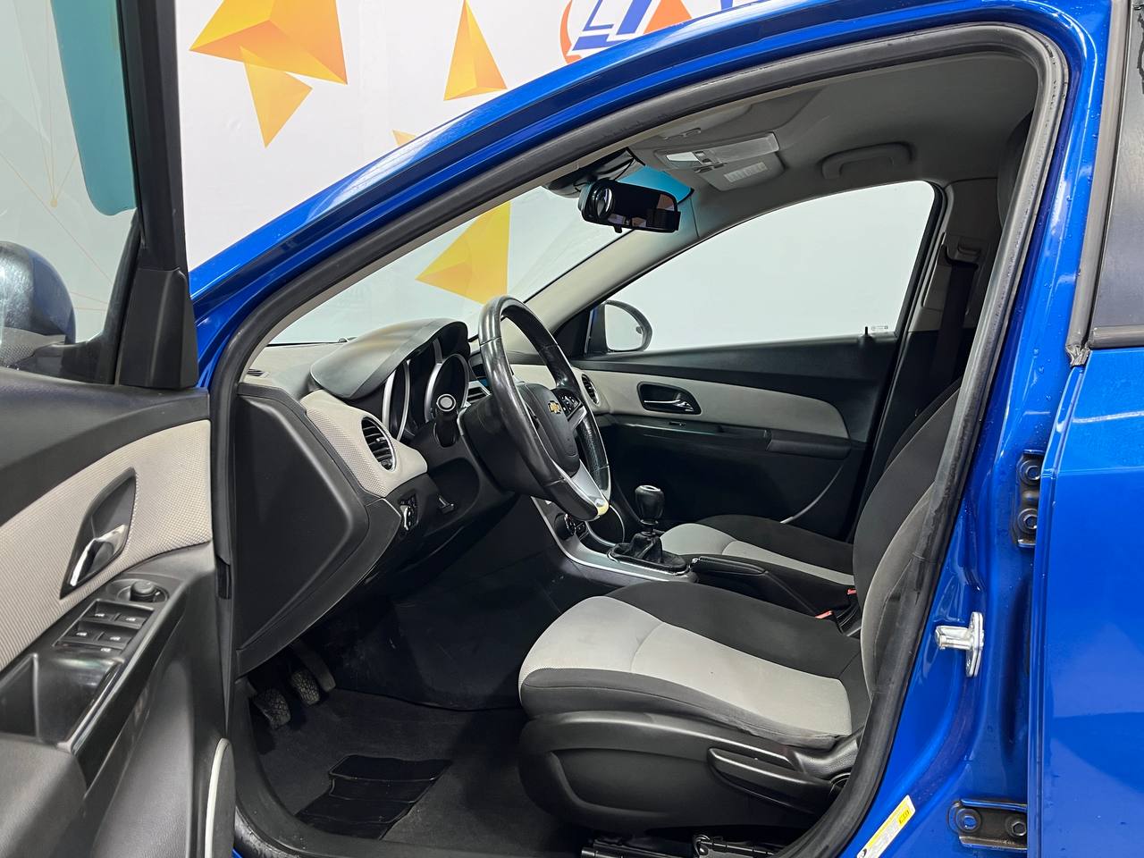 CHEVROLET CRUZE