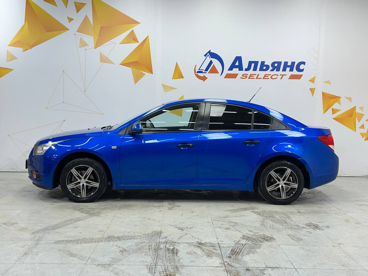 CHEVROLET CRUZE