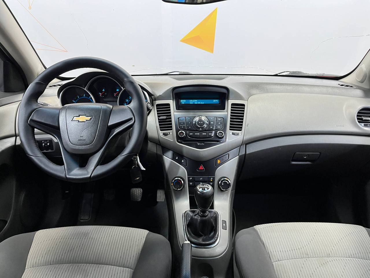 CHEVROLET CRUZE