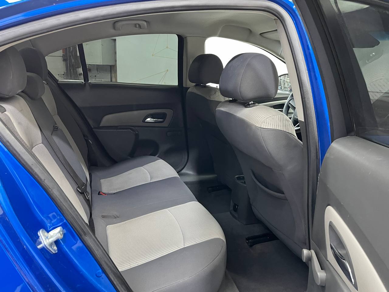 CHEVROLET CRUZE