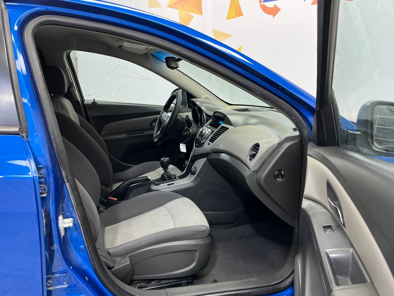 CHEVROLET CRUZE