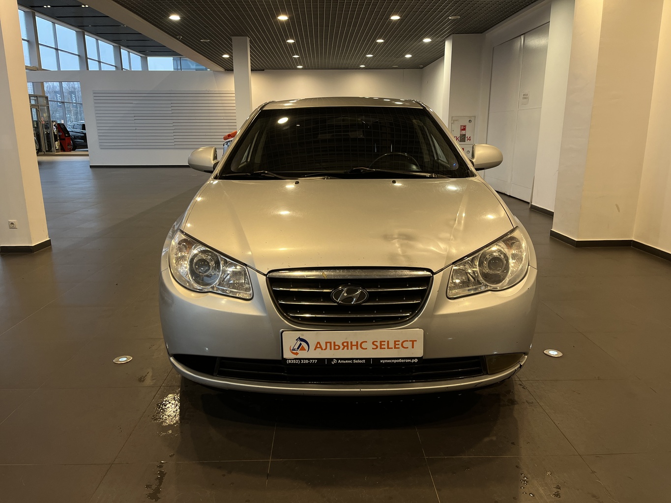 HYUNDAI ELANTRA