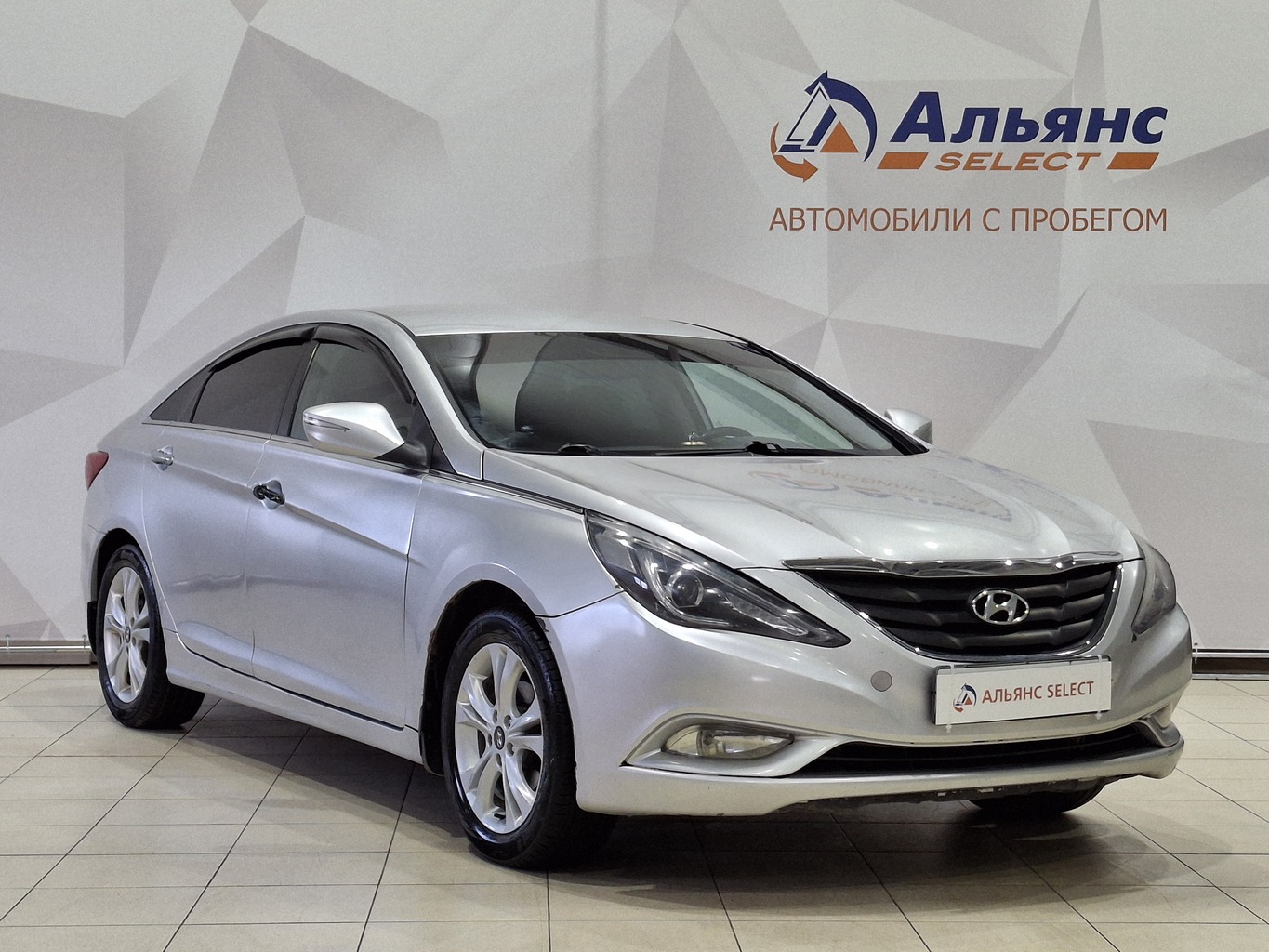HYUNDAI SONATA