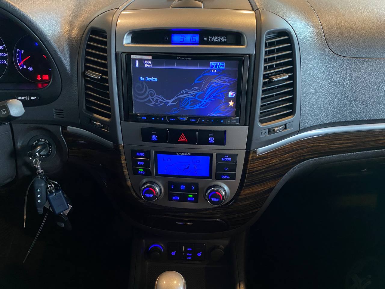 HYUNDAI SANTA FE
