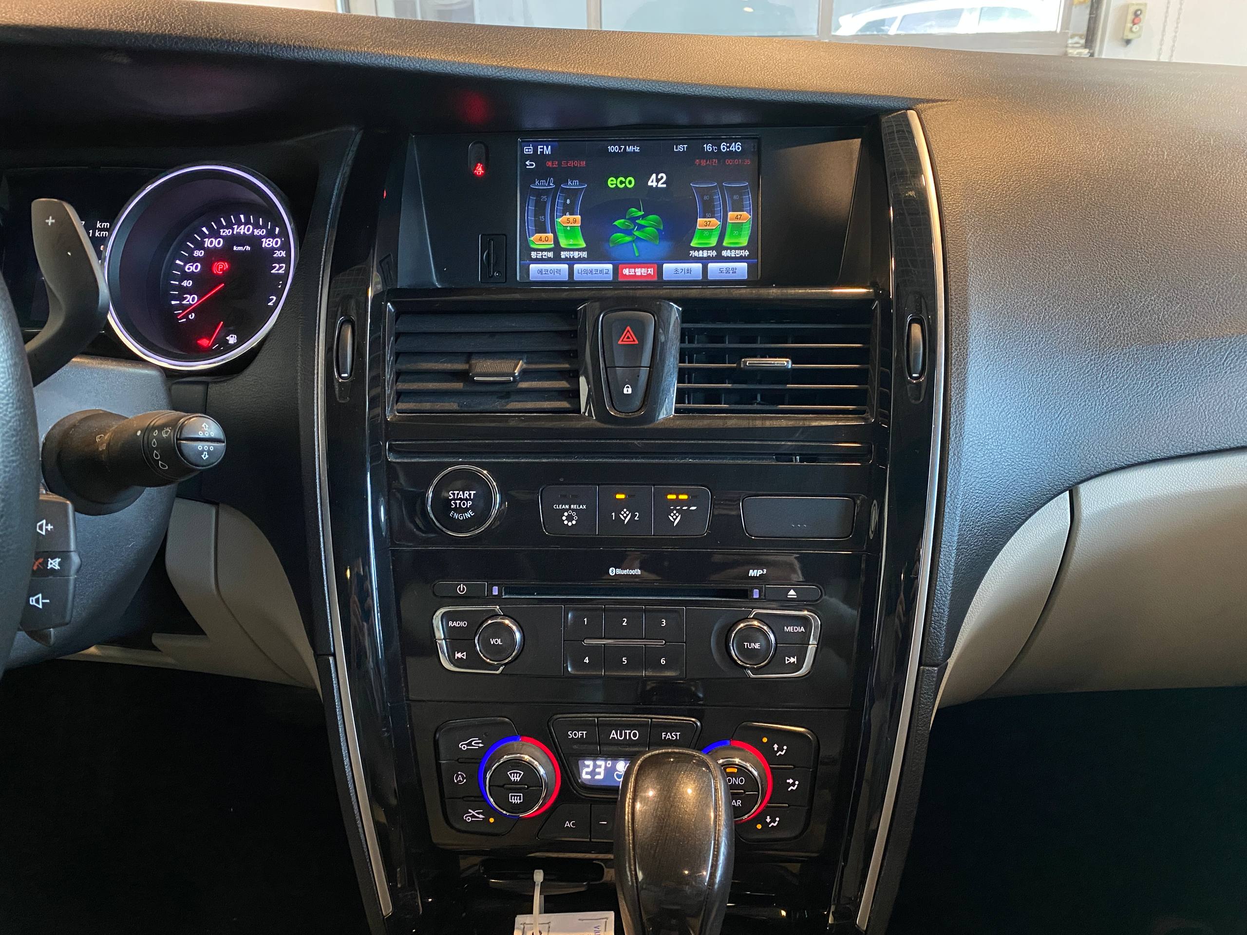 RENAULT SM7