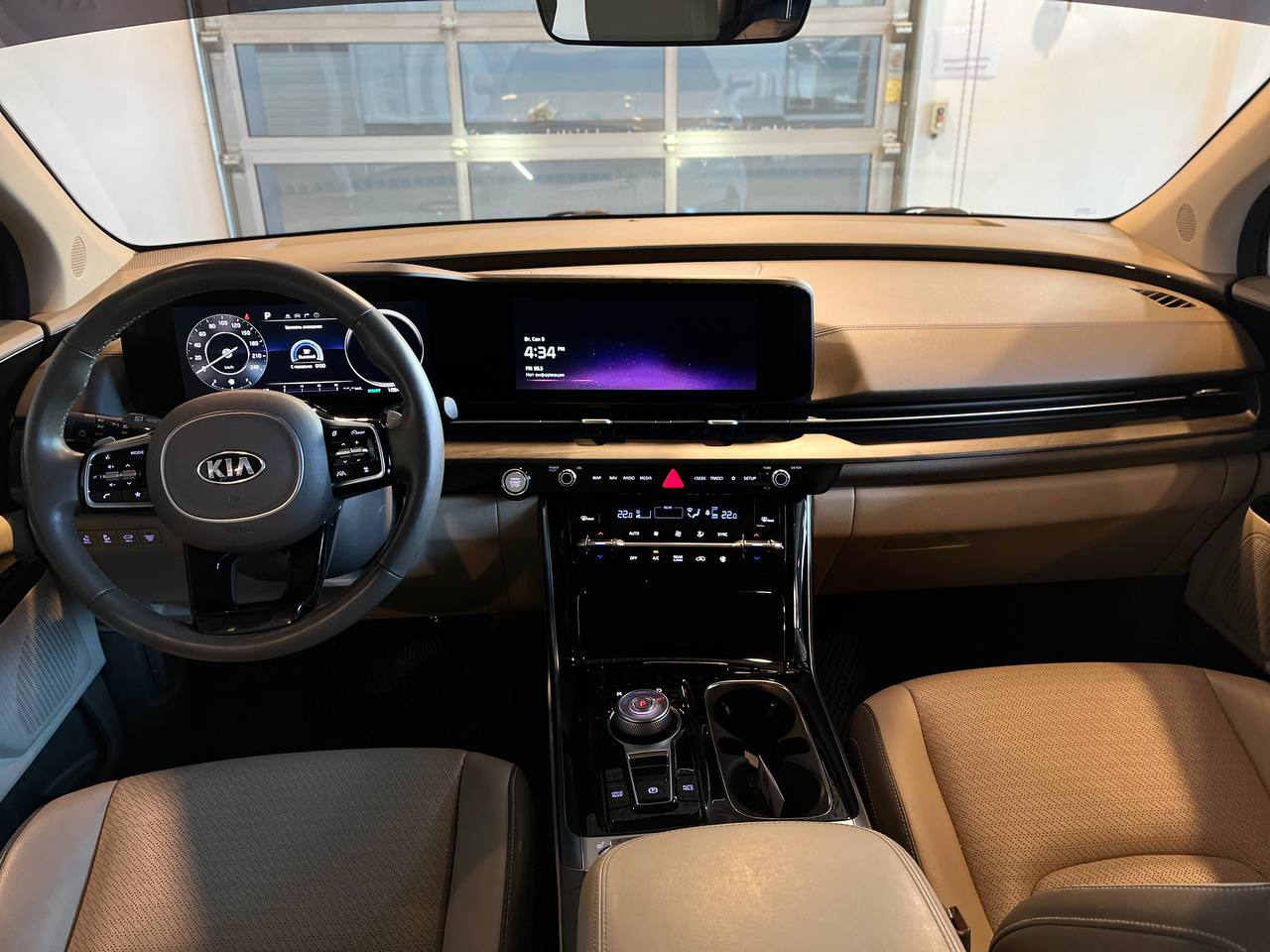 KIA CARNIVAL