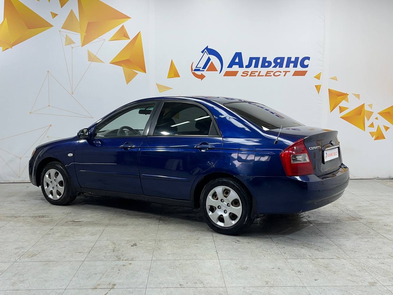 KIA CERATO