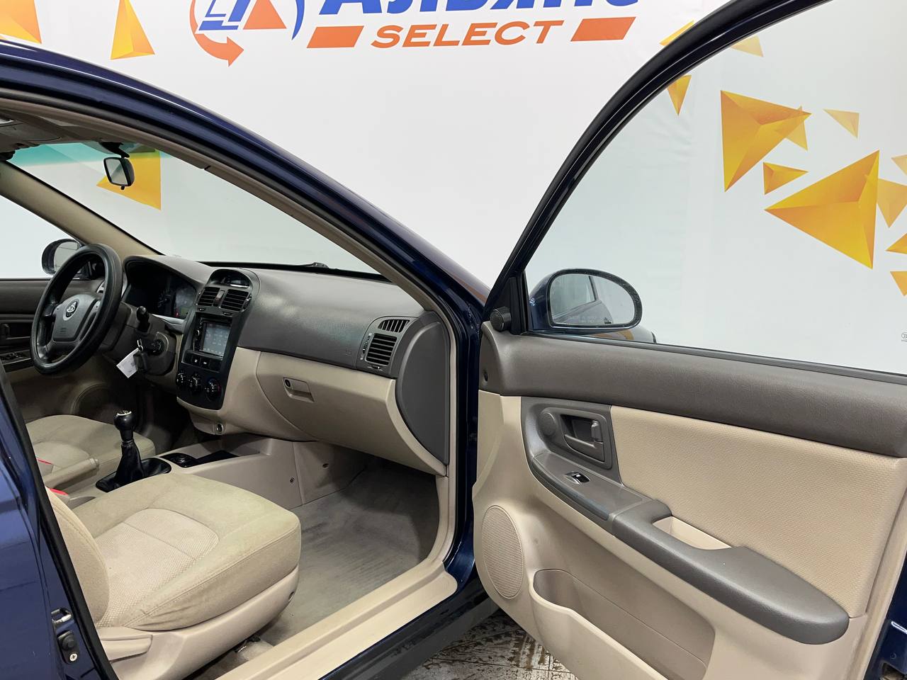KIA CERATO