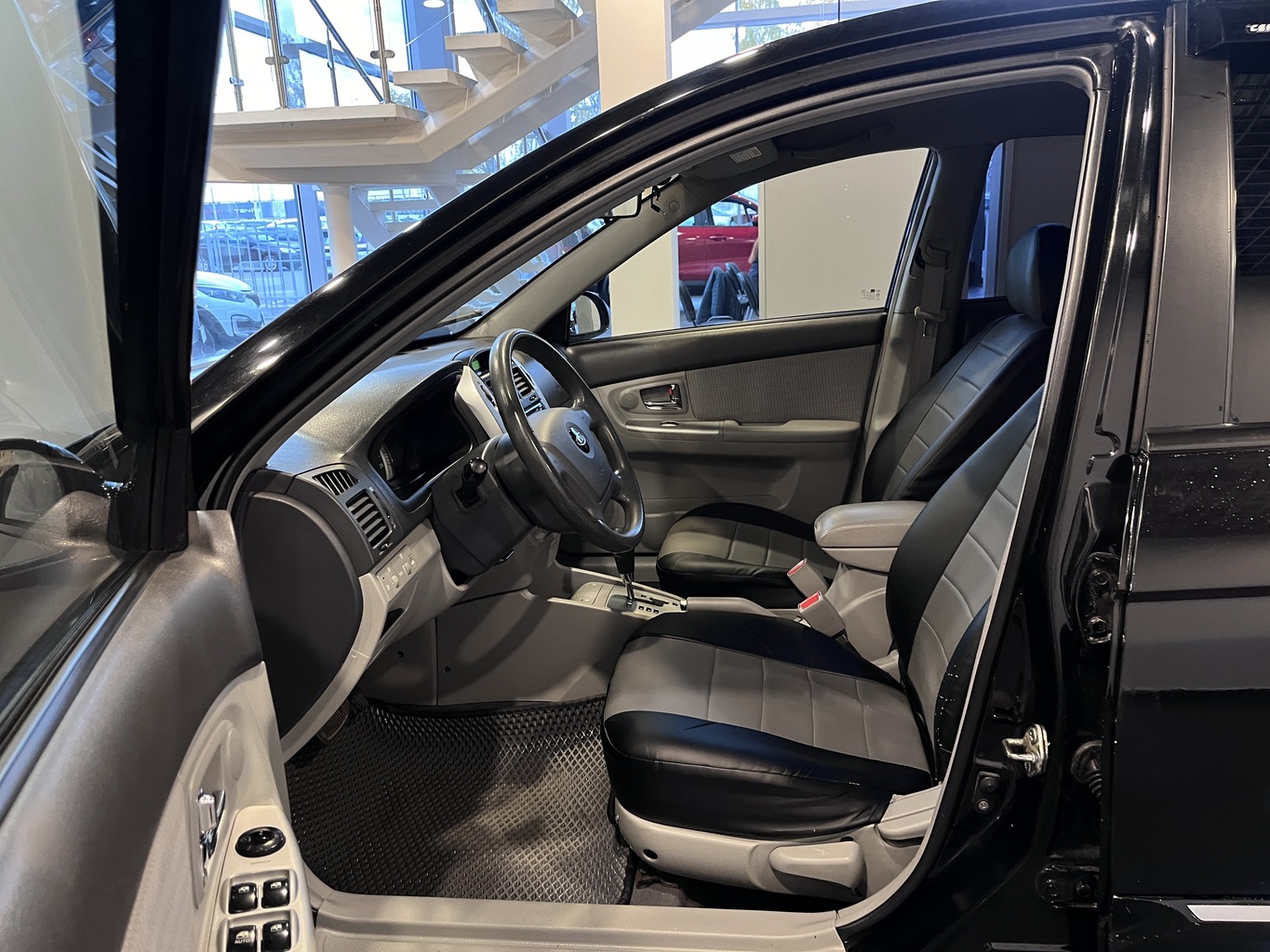 KIA CERATO