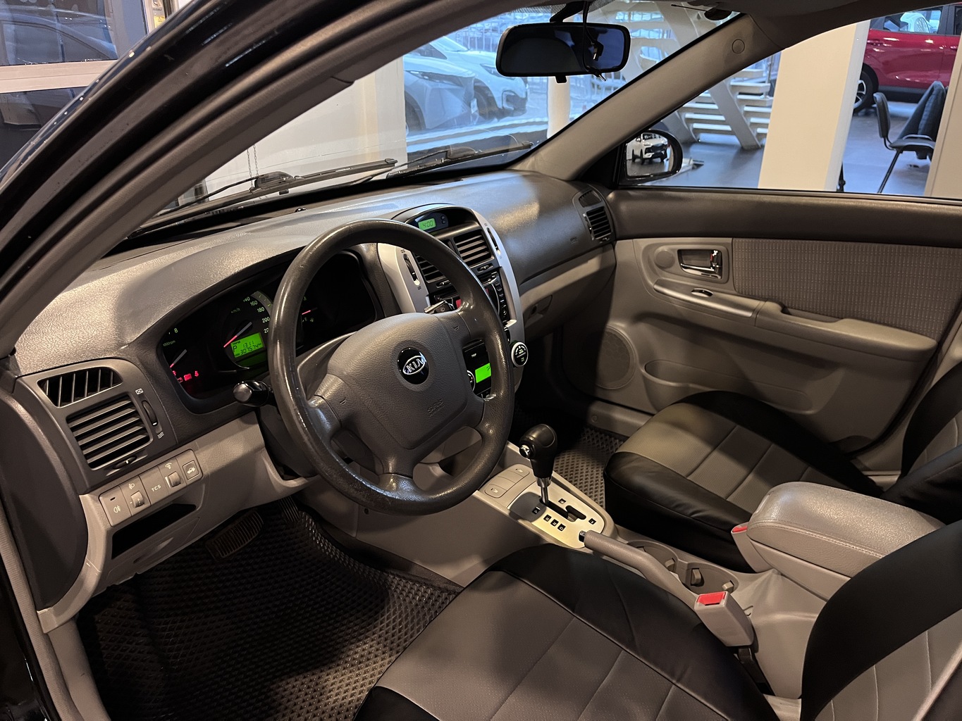 KIA CERATO